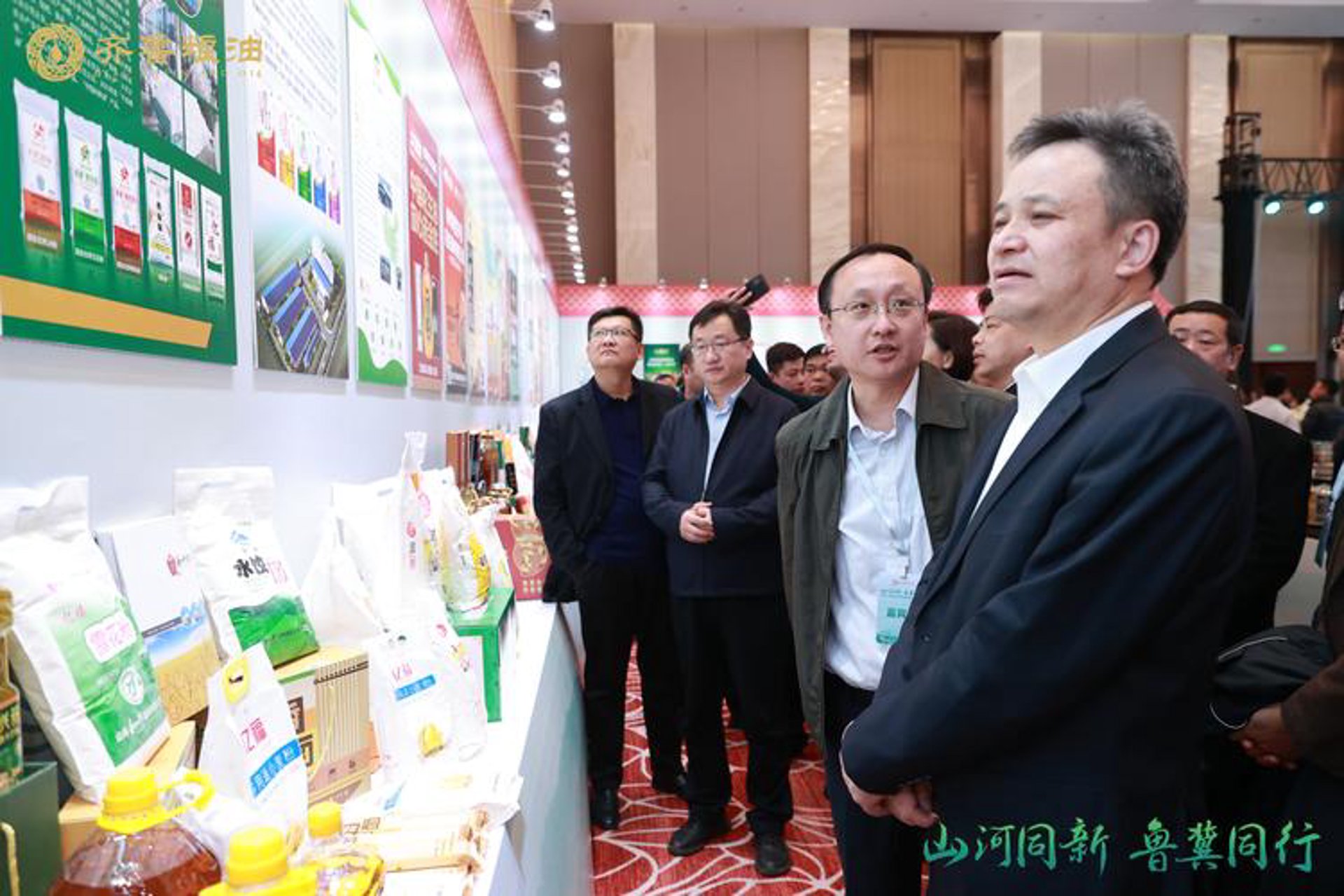 商贸之光：天津冀轩商贸的崛起